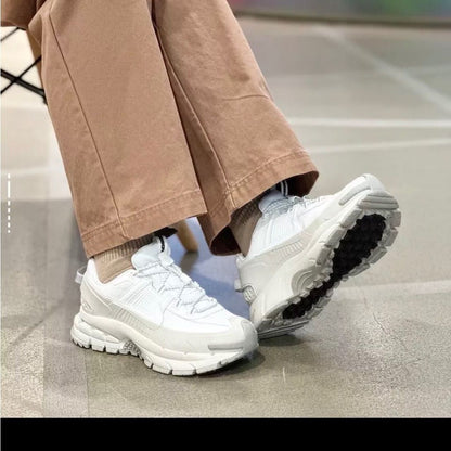 Nike Zoom Vomero 5 Roam – Sneakers Premium