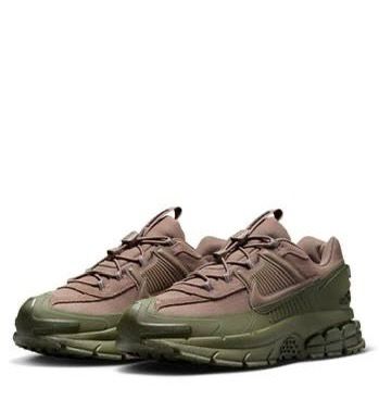 Nike Zoom Vomero 5 Roam – Sneakers Premium