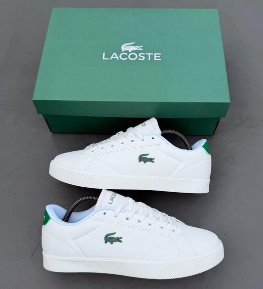 Lacoste Classic White – Élégance & Simplicité Premium